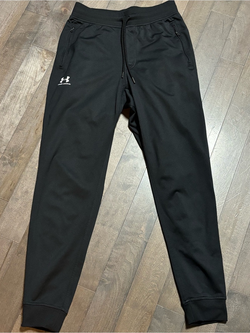 Under Armour Men’s Medium Black Jogger Pants Brushed Fleece Lined Zip Pockets